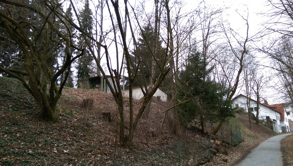 Was muss ich beim Bau einer Garage an einem Abhang beachten? (Hang)