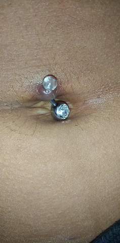 Bauchnabelpiercing entzündet ein Monat nach stechen?