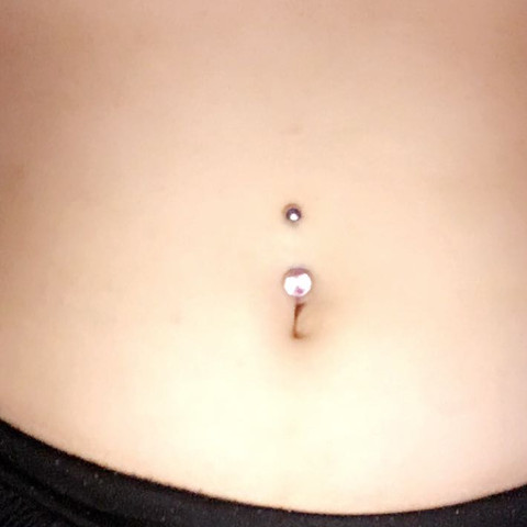 bauchnabelpiercing ungenau piercing piercer bauchnabel