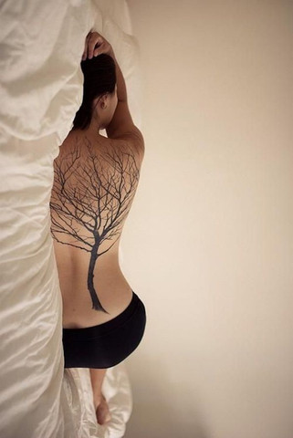 Black leafless tree silhouette tattoo - (Geld, Körper, Beauty)