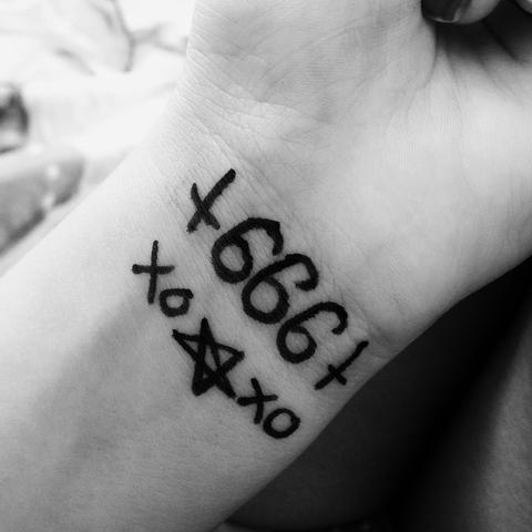 666 xoxo - (Bedeutung, Tattoo)