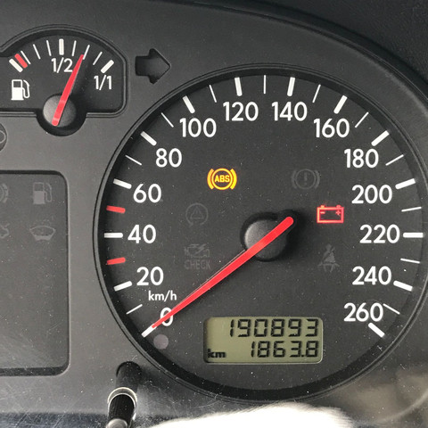 Bei Mir Leuchtet Bei Meinem Golf 4 1 6 Erneut Das Abs Zeichen