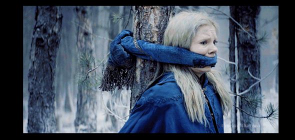 Bei "The Witcher" ist in einer Folge Ciri gefesselt, muss da die Schauspielerin Freya Allan wirklich gefesselt werden?