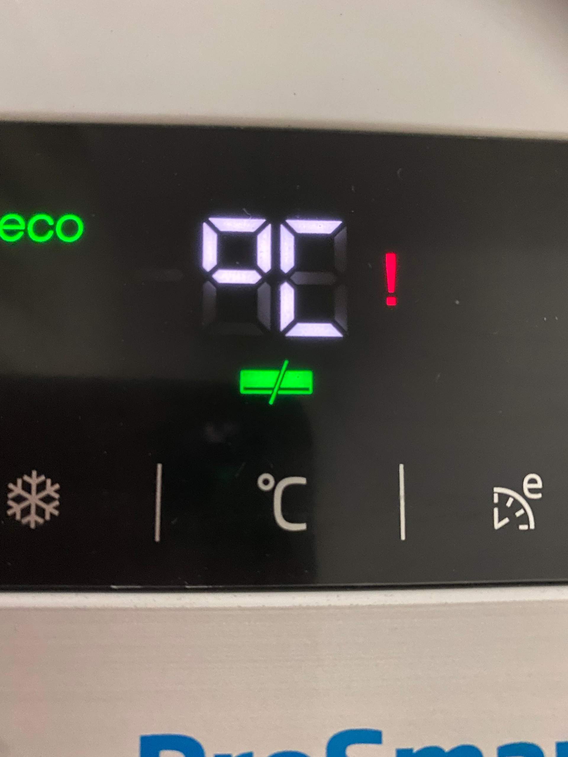 Kühlschrank Alarm piept & leuchtet bei geschlossener Tür