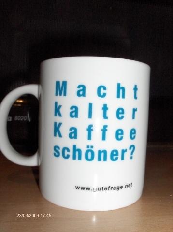 Zwei Jungs Auf Dem Schulhof Na Was Hast Du Lustige Witze