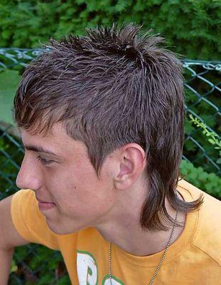 Bild Gesucht Oder Name Fur Friseur Geht Um Vokuhila Iro Mix D Haare Jungs Manner