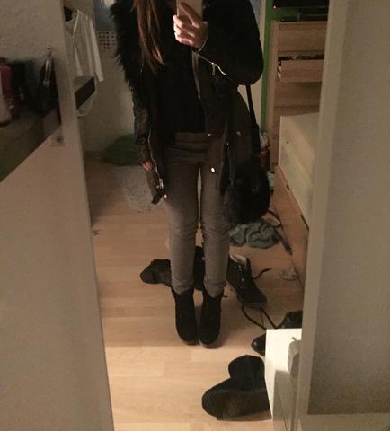 Bin Ich Dick Lugt Mich Meine Familie An Oder Sehe Ich Mich Einfach Falsch Im Spiegel Madchen Korper Abnehmen