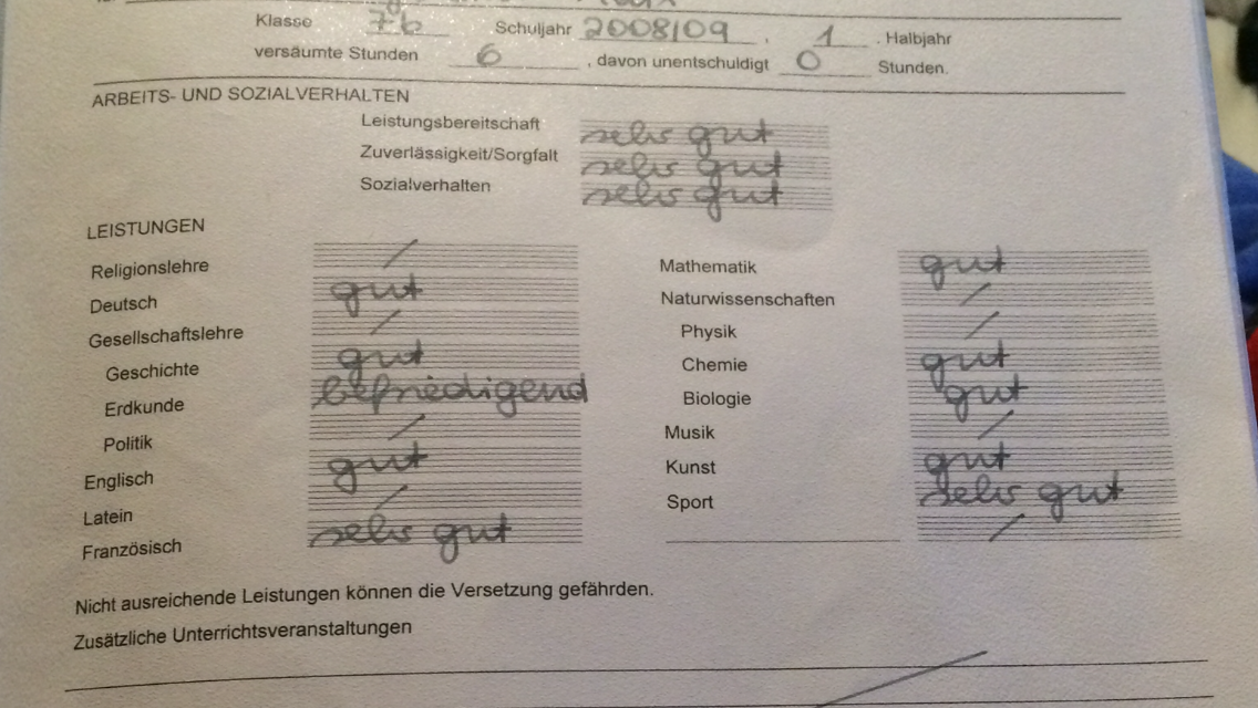Bis wann wurden Zeugnisse handschrftlich verfasst? (mit Foto) (Computer