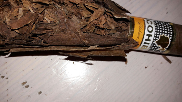aufgeschnittene zigarre - (Fake, Zigarren, Kuba)
