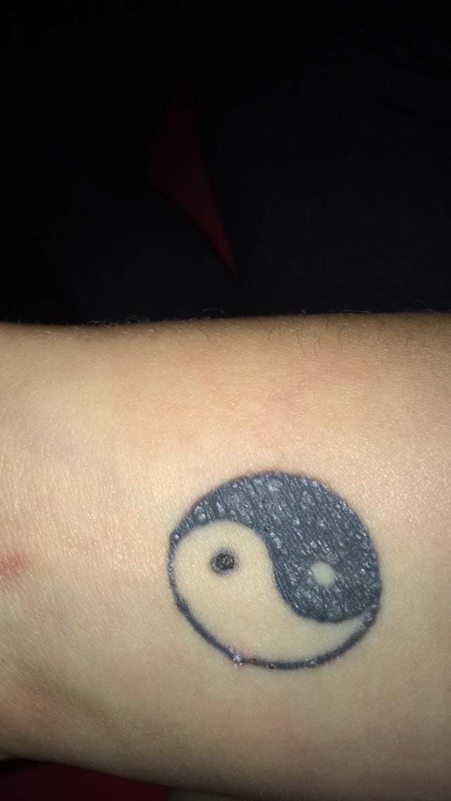 Blaschen Auf Dem Tattoo Nach 2 Jahren Tatowieren Tatowierung