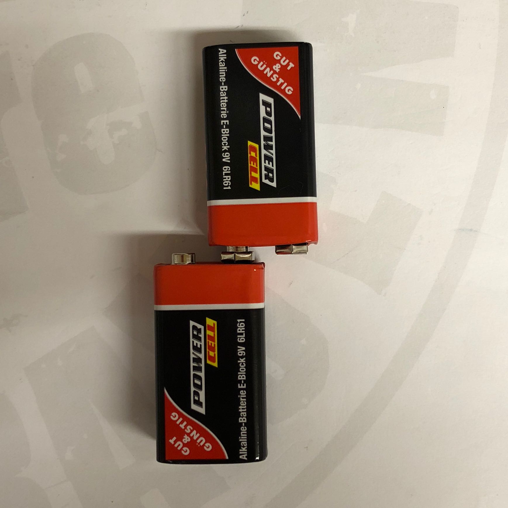 Blockbatterie Verbindung? (Physik, Chemie, Strom)