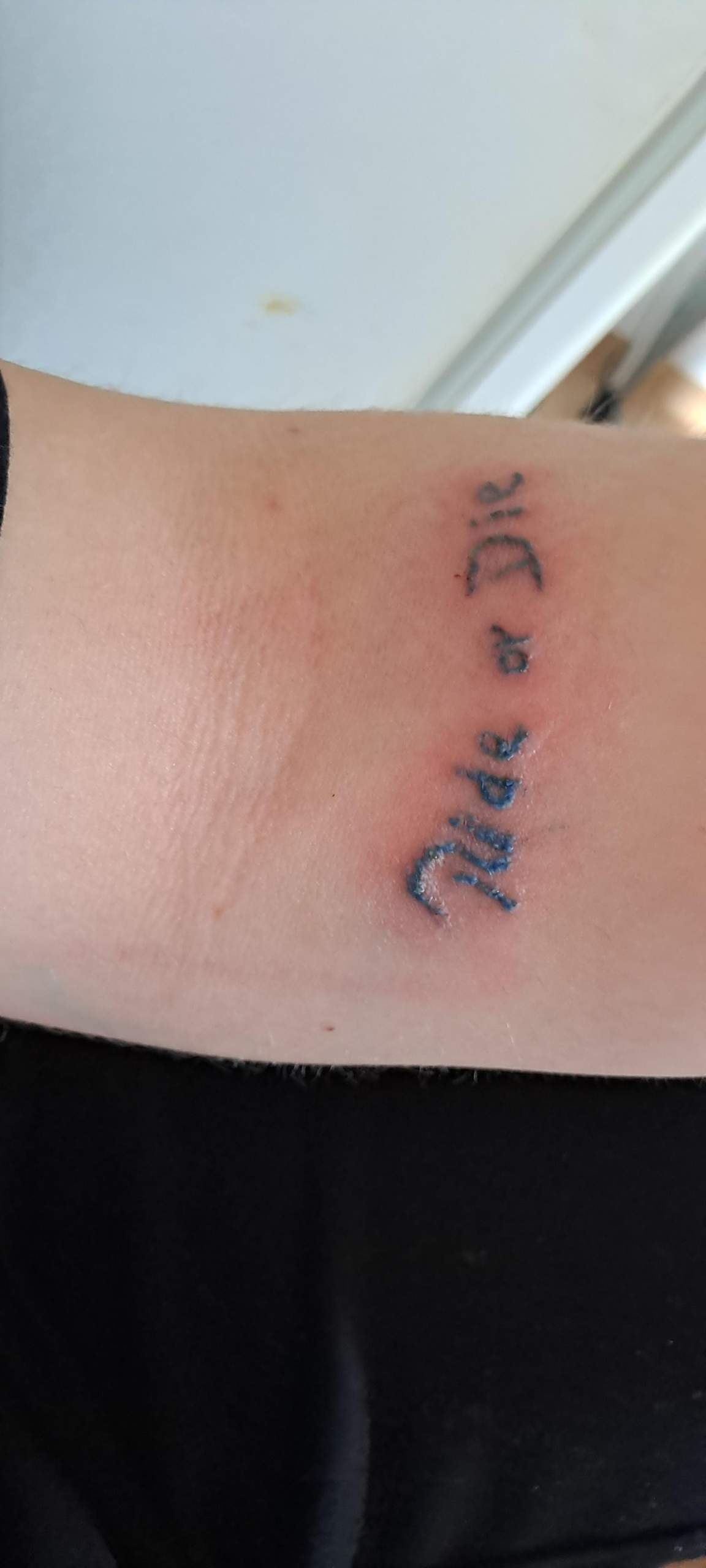Nach Tattoo Termin Überschwemmungen Und Ein Toter Ermittlungen Laufen - nyja66s