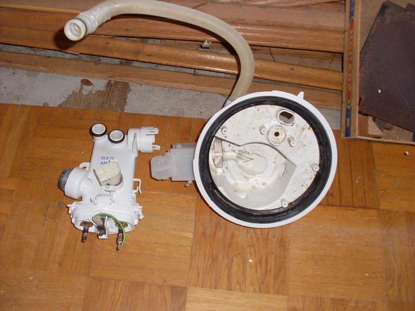 Bosch Geschirrspuler Pumpt Nach Tausch Der Umwalzpumpe Nicht Ab Haus Spuelmaschine