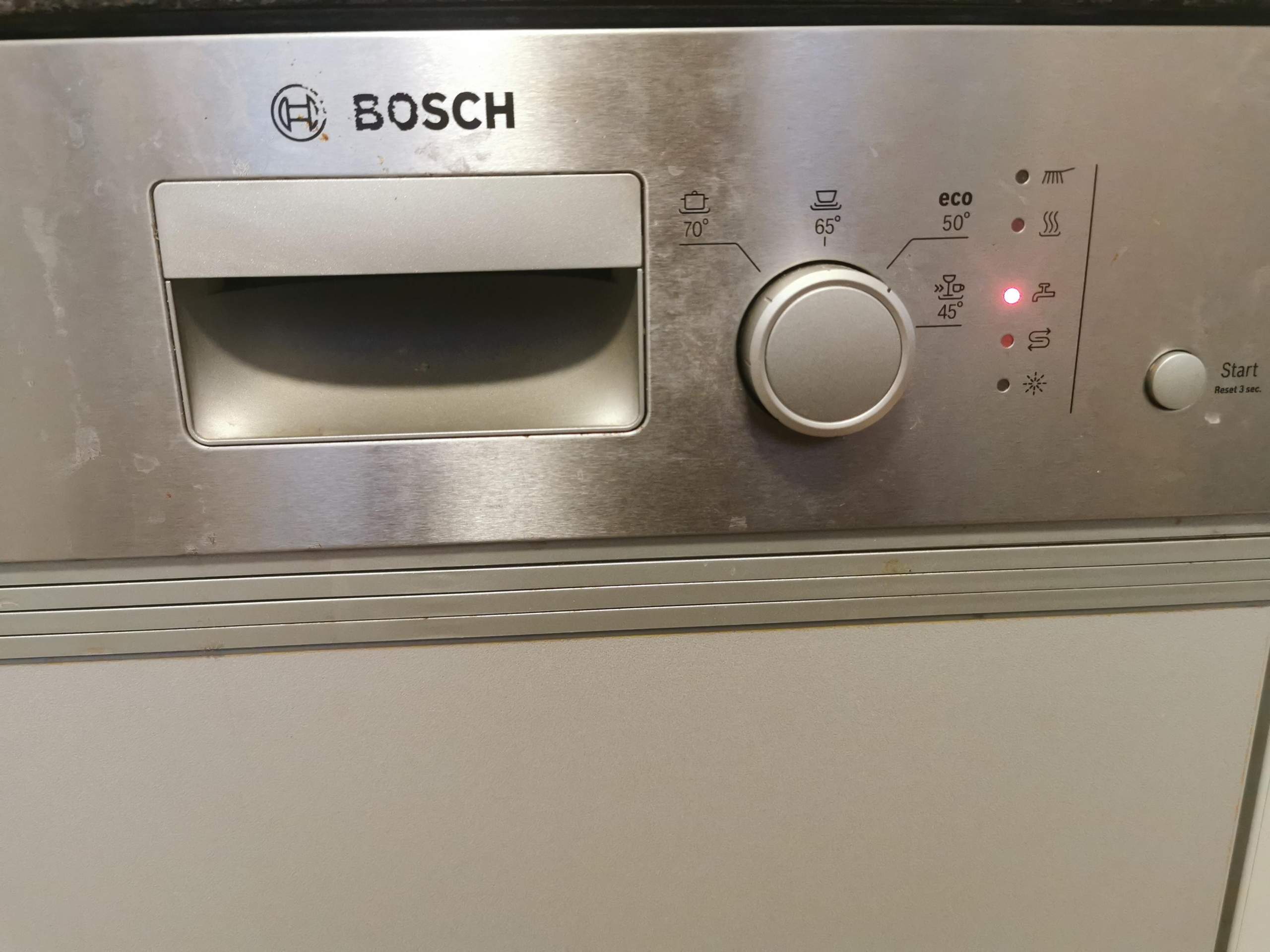 Bosch Geschirrsp ler rotes blinken bei Wasserhahn  Technik  