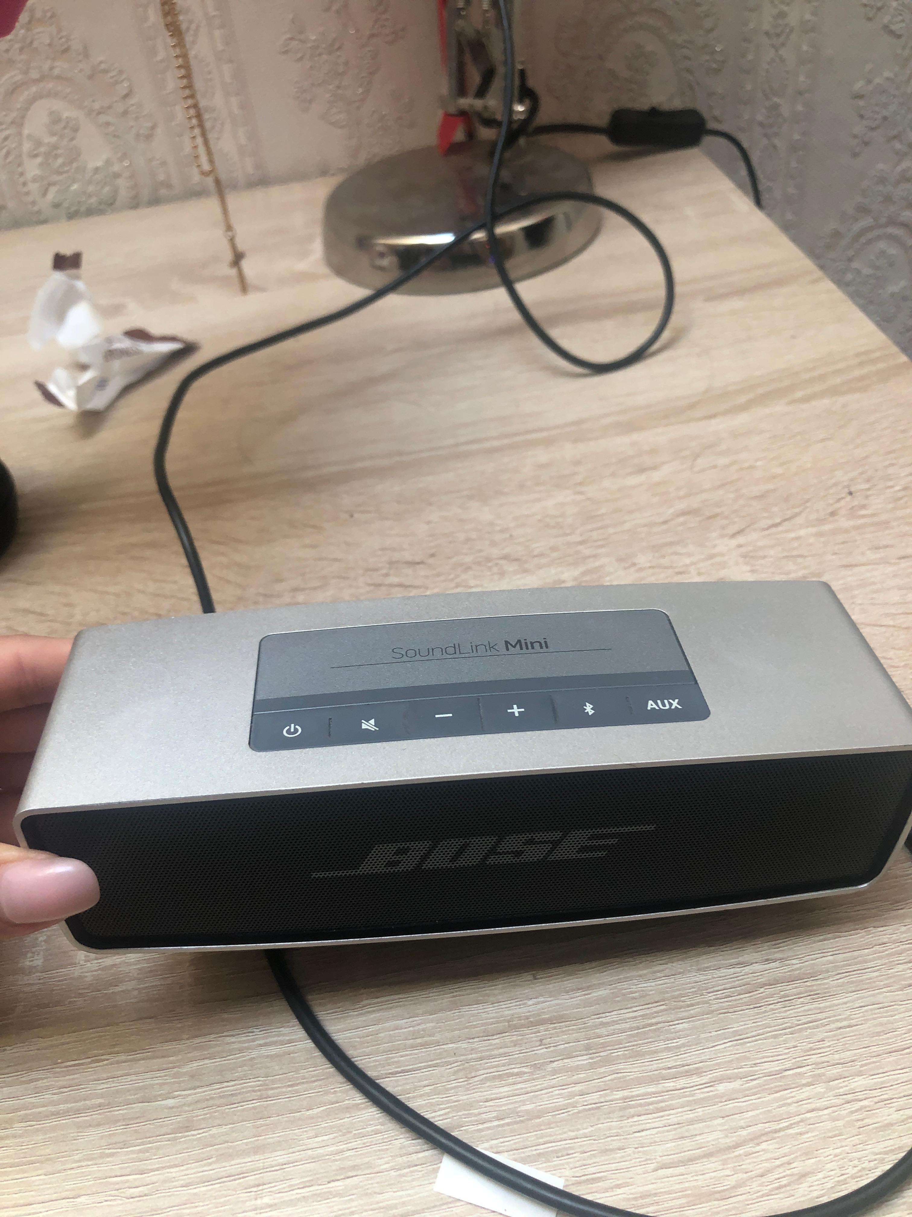 Bose Mini Musikbox geht nicht mehr an? (Musik, Akku