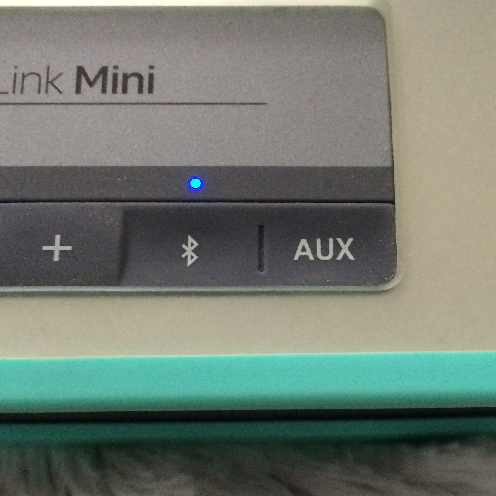 Bose Mini Soundlink Nur Noch Blaues Licht Musik Verbindung Bluetooth