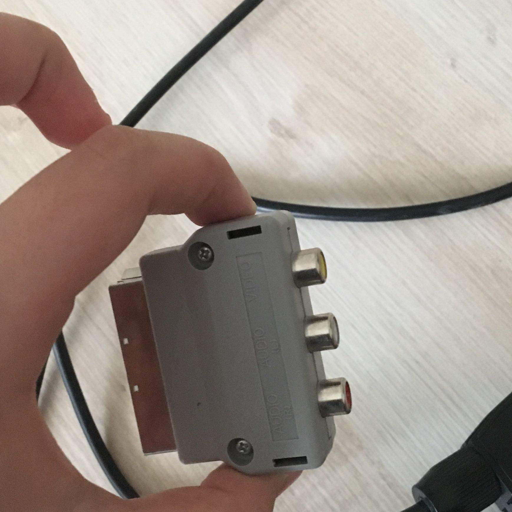 Brauche Wii Adapter für Samsung Fernseher? (Technik, Spiele, Kabel)