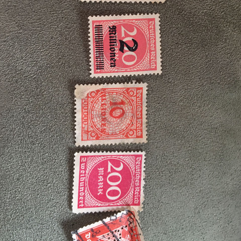 Briefmarken - (Kunst, Briefmarken, Sammler)