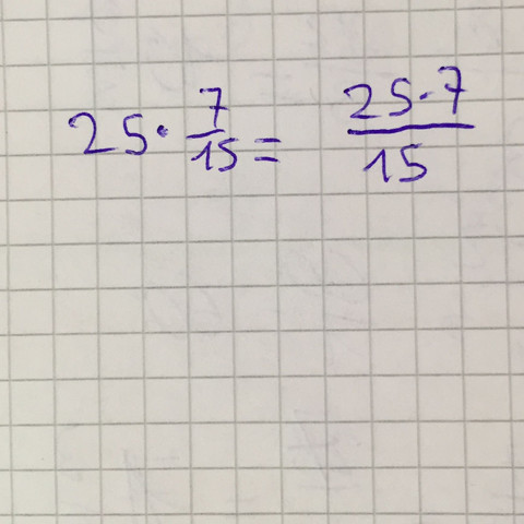 (Bild) - (Mathematik, Bruch, Multiplikation)