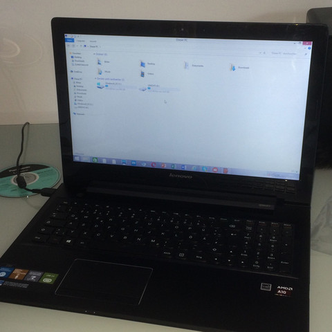Der Laptop  - (Technik, CD, Lenovo)
