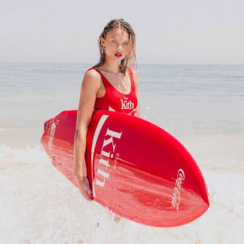 Kith Coca Cola surfboard - (adidas, Cola, surfen)