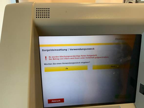 Commerzbank Falschgeld Bank Bankkonto Falschungen