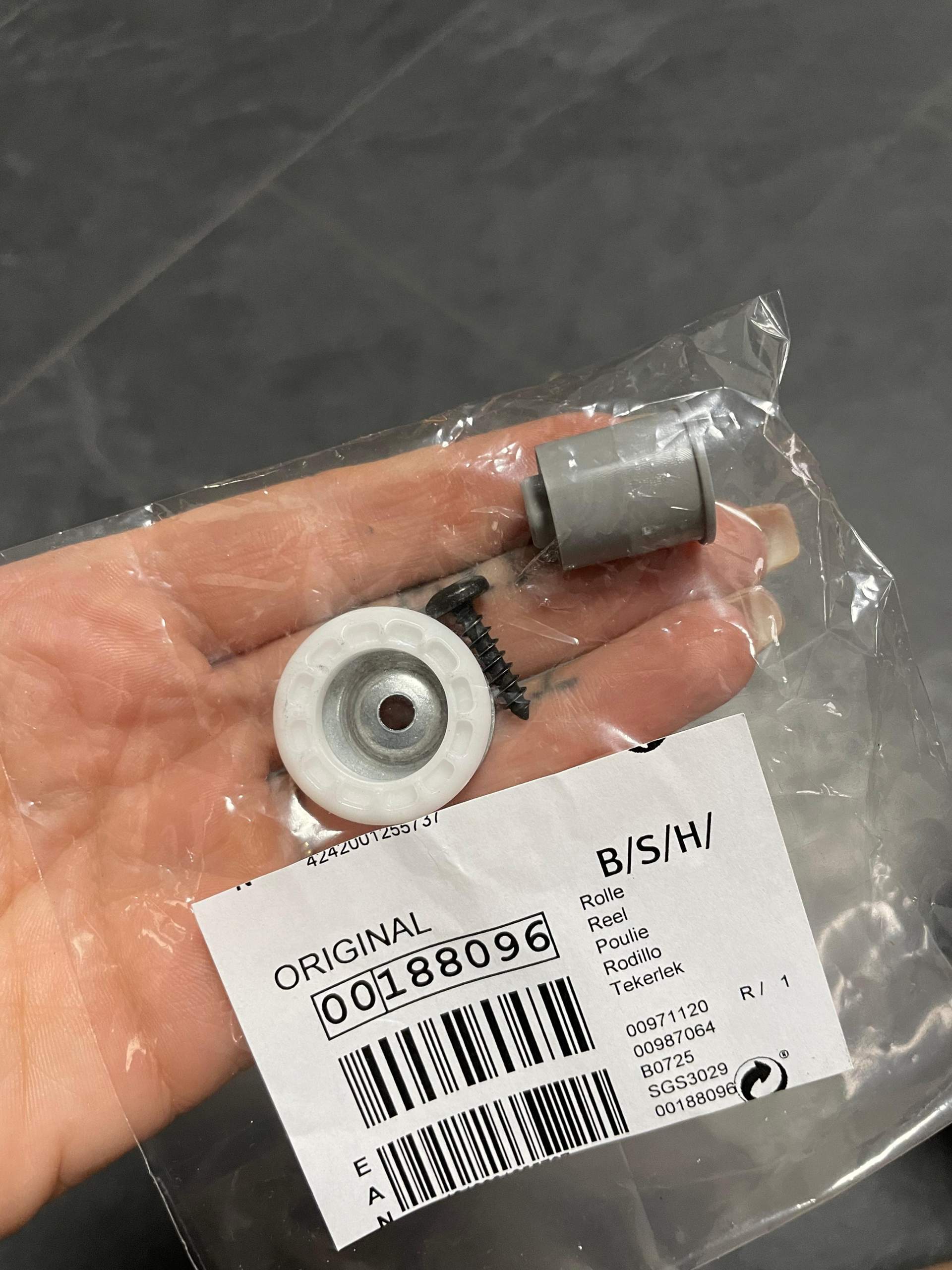 Constructa Geschirrspüler Rolle wechseln? (Ersatzteile)