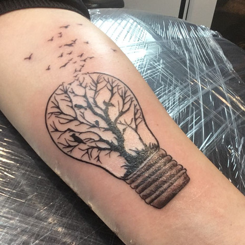 Creme Fur Tattoo Seit 3 Jahren Abgelaufen Aber Ungeoffnet Verwendbar Haltbarkeit