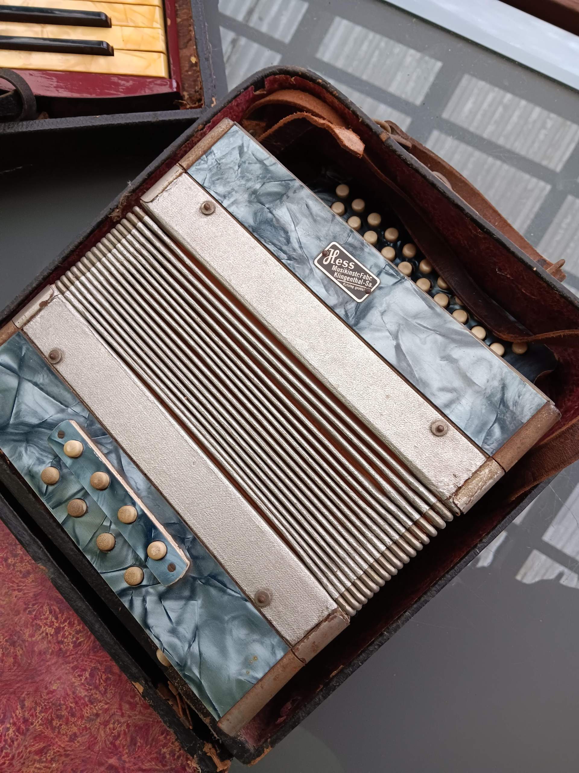 Dachbodenfund. Wertvoll Akkordeon, Bandoneon? (Musik, Noten, Instrument)