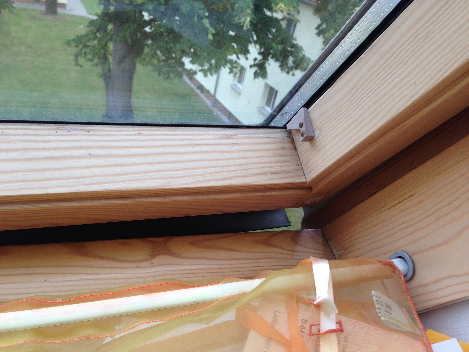 Dachfenster Velux schließt nicht mehr richtig (Fenster)