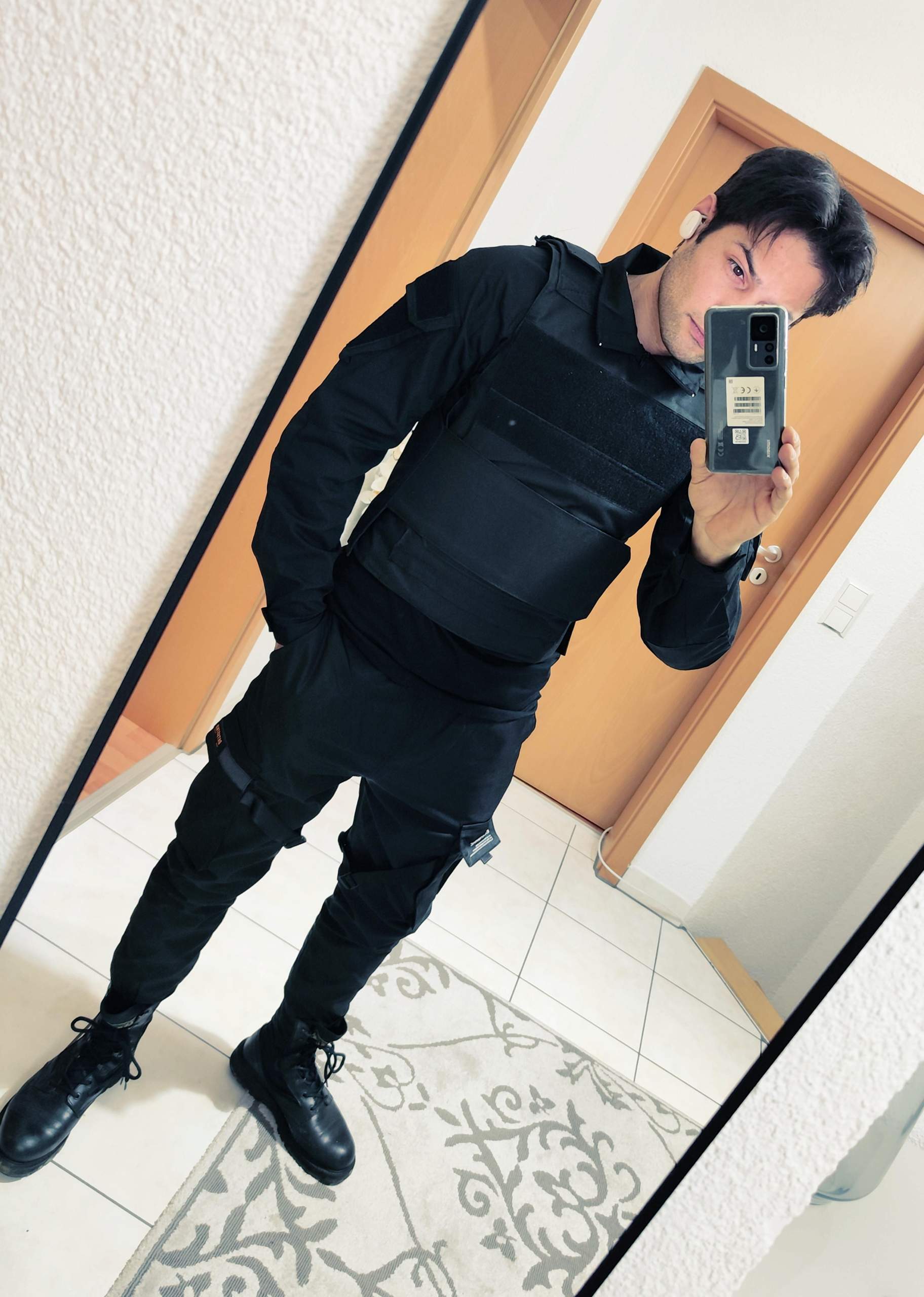 Darf ich das anziehen? (Kleidung, Polizei, streetstyle)