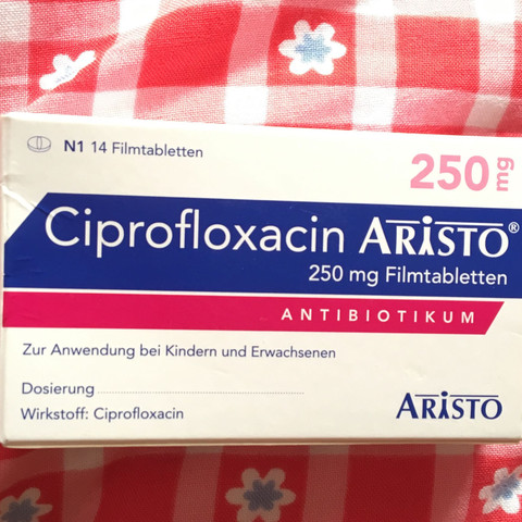 Antibiotikum - (Gesundheit, Arzt, Schmerzen)