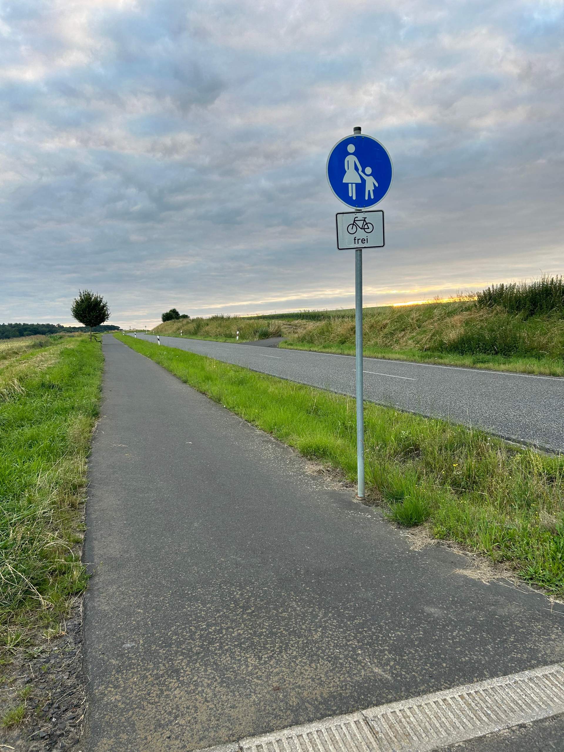 Womit Darf Man Hier Nicht Fahren Mofa Darf man hier mit dem Mofa fahren? (Straßenverkehr, Verkehrsrecht)