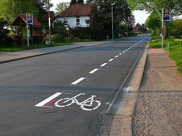 Darf man mit Rollschuhen auf dem Radstreifen fahren