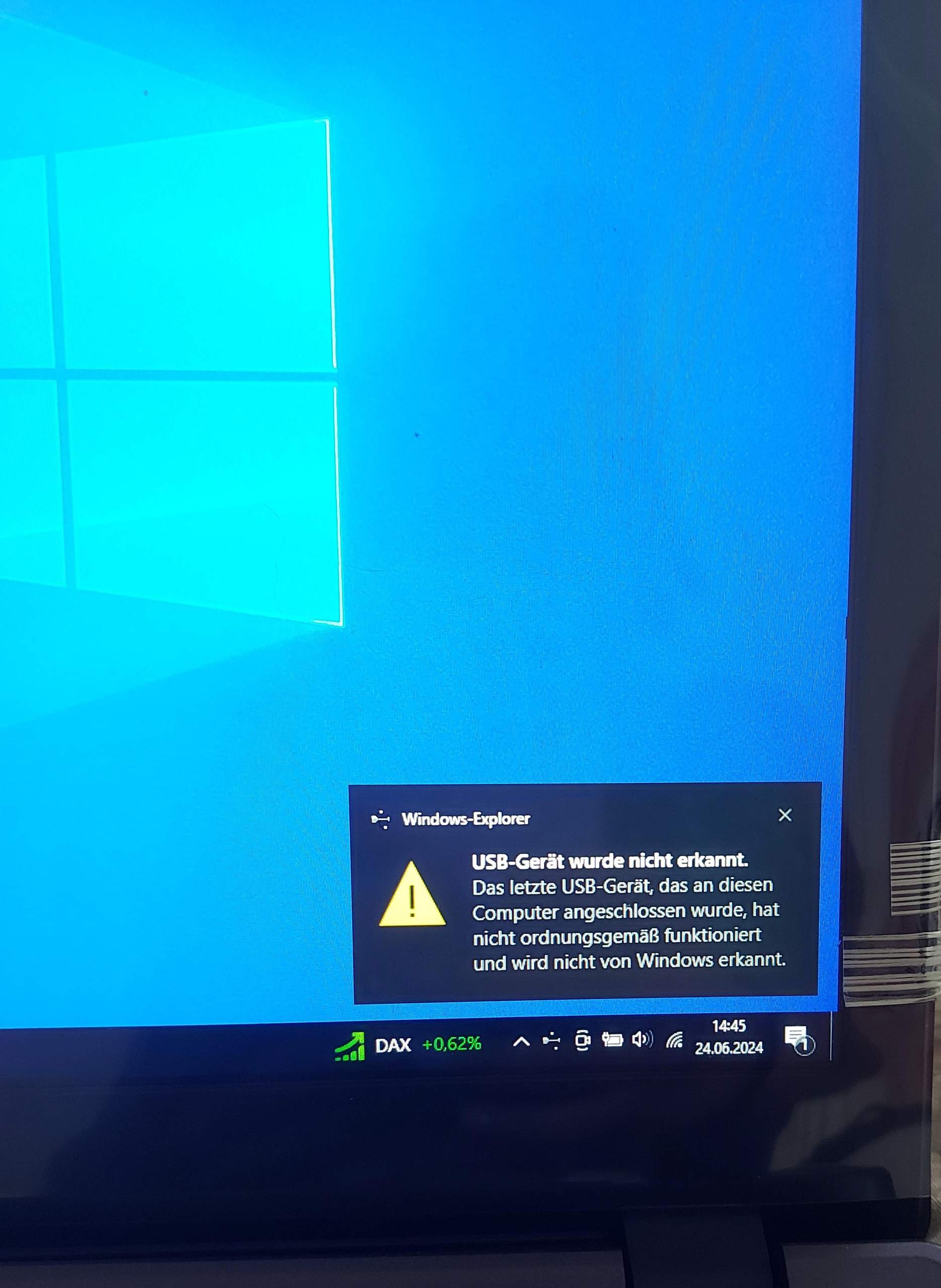 Das letzte USB Gerät, was angeschlossen wurde, nicht erkannt? (Laptop, Tastatur, USBGerät)