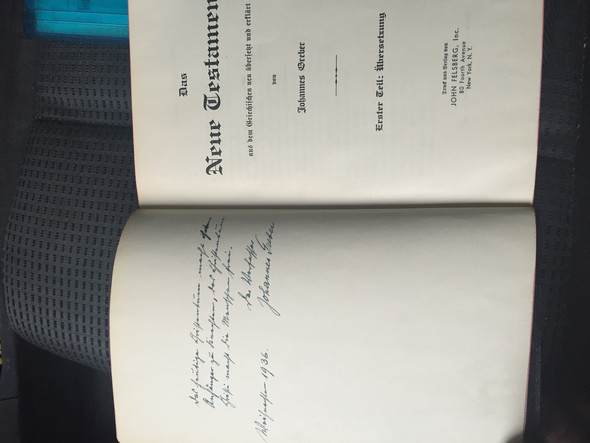 Mit orginaler signierung - (Buch, Wert)