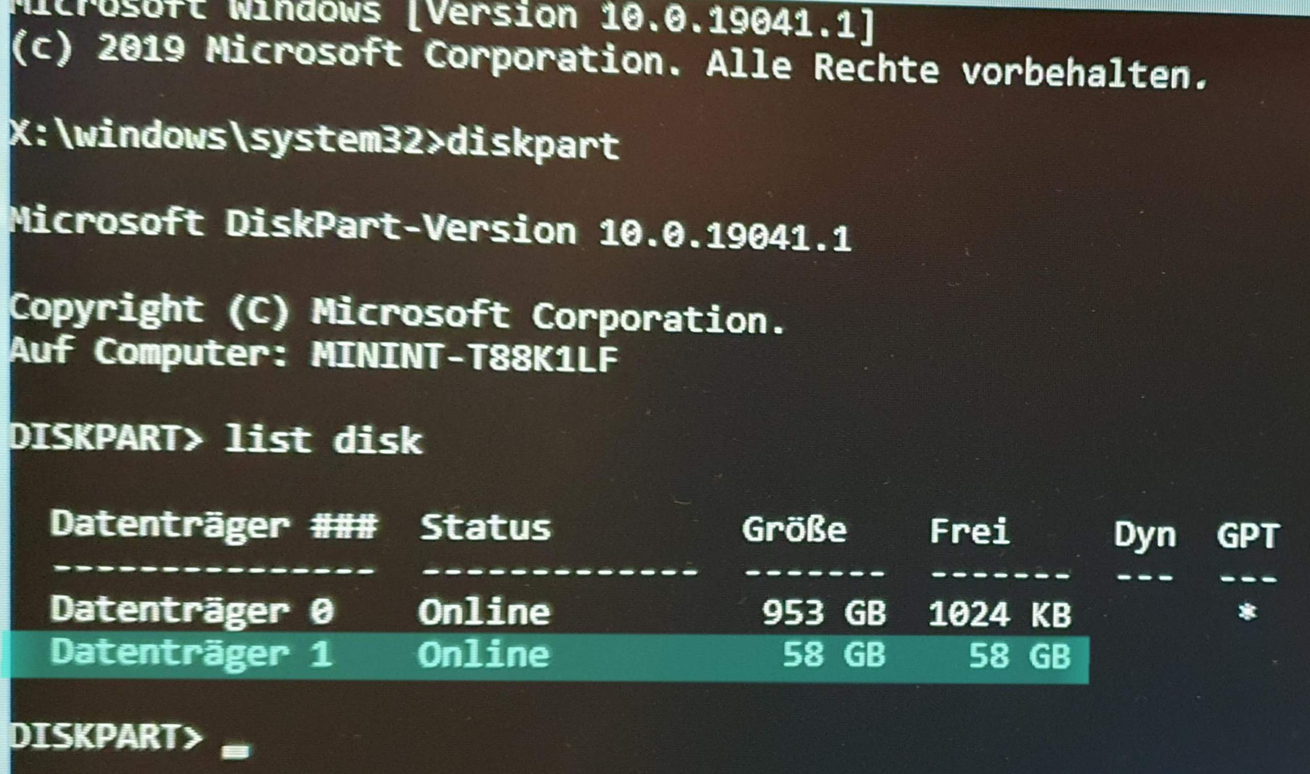 Daten exestieren angeblich nicht mehr, und auf das Laufwerk kann nicht