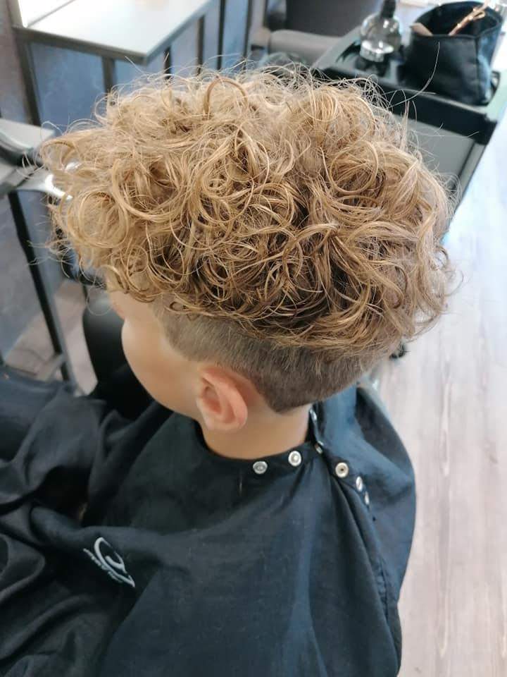 Wie Viel Kosten Locken Beim Friseur Jungs Dauerwelle Jungs? (Friseur, Locken)