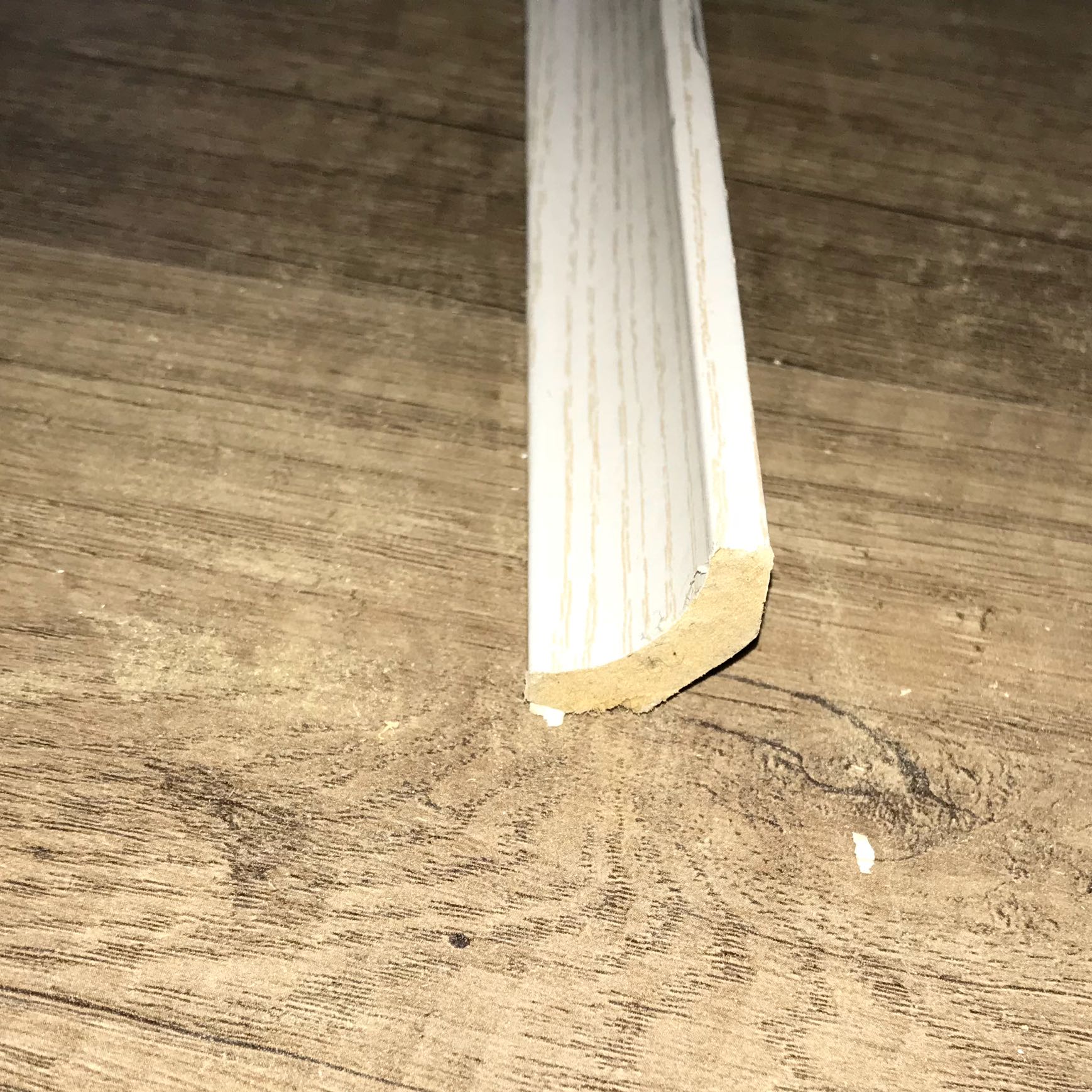 Deckenleisten auf Gehrung sägen? (Handwerk, Renovierung, Leisten) styropor deckenleisten auf gehrung sägen