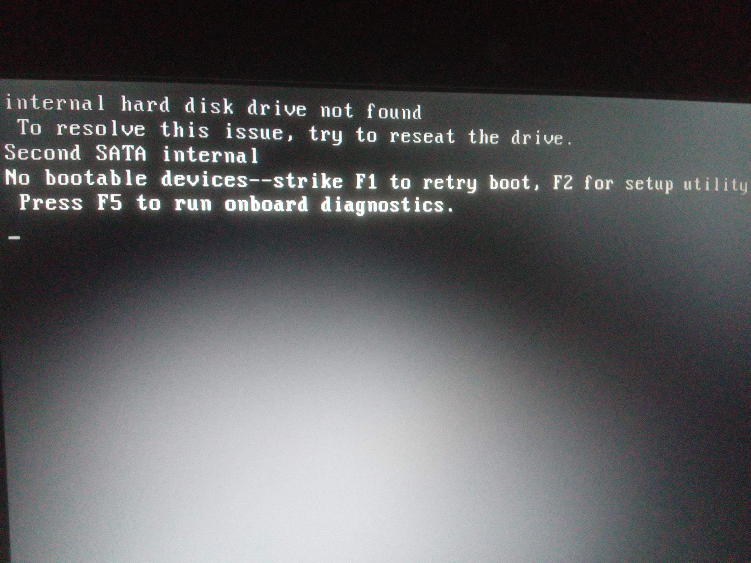 Dell Vostro internal hard disk drive not found? Technik
