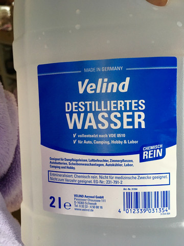 Destilliertes Wasser ins Gesicht? (Gesundheit und Medizin