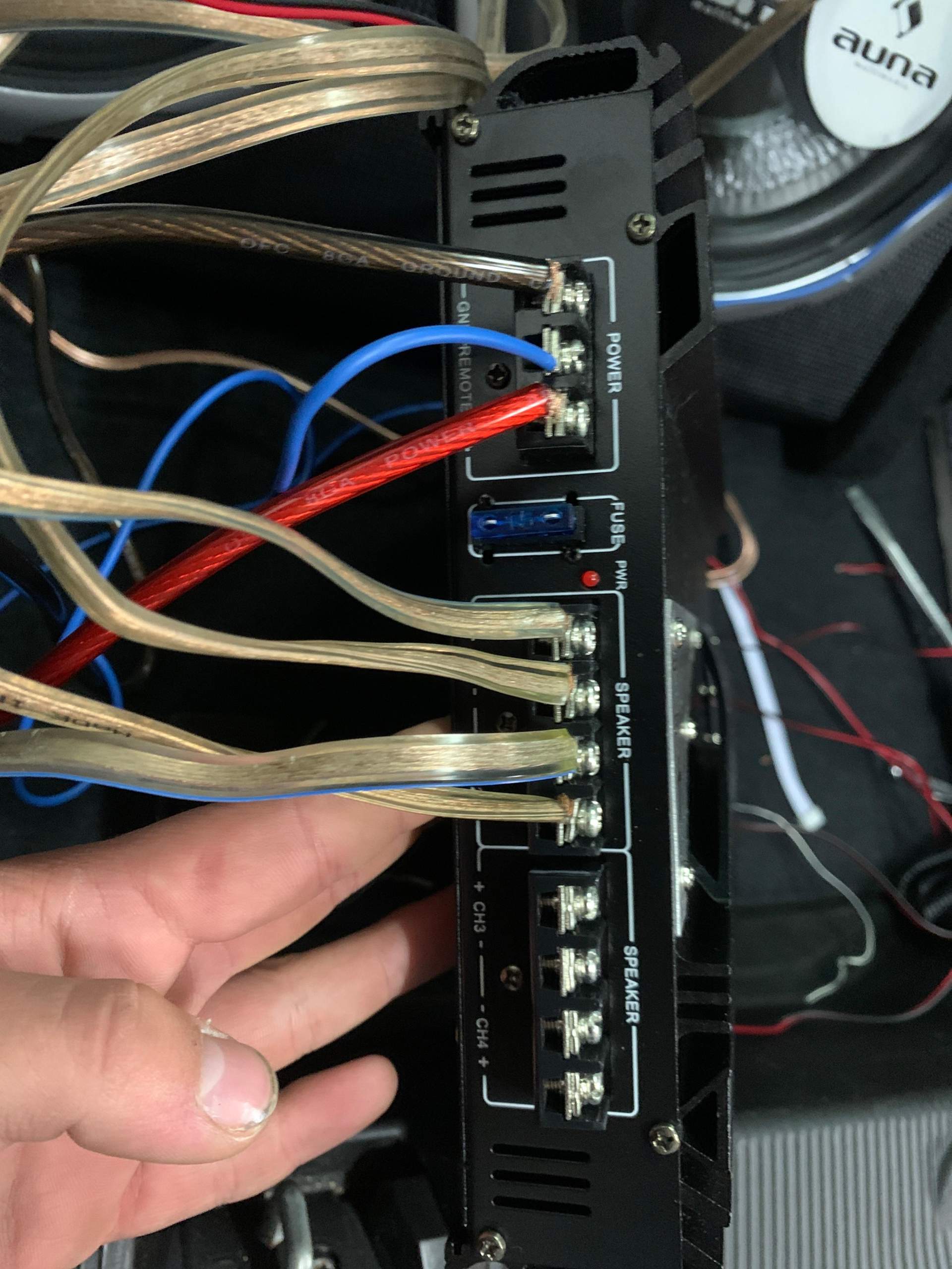 Doppelsubwoofer an Endstufe anschließen? Technik, Musik)