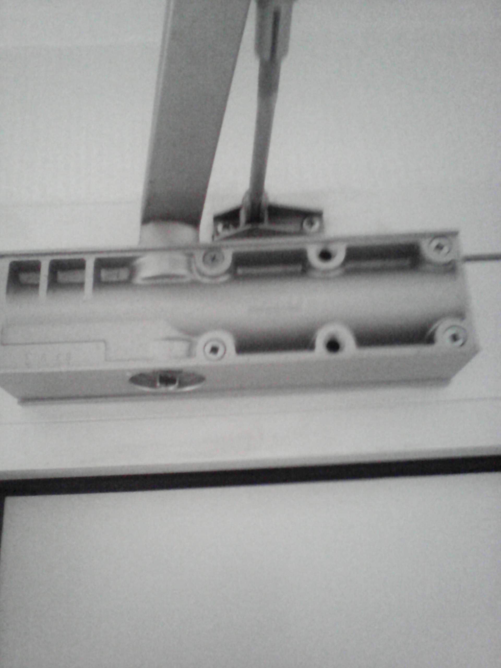 Dorma Türschließer einstellen älteres Fabrikat? (siehe Bilder (Haus ...