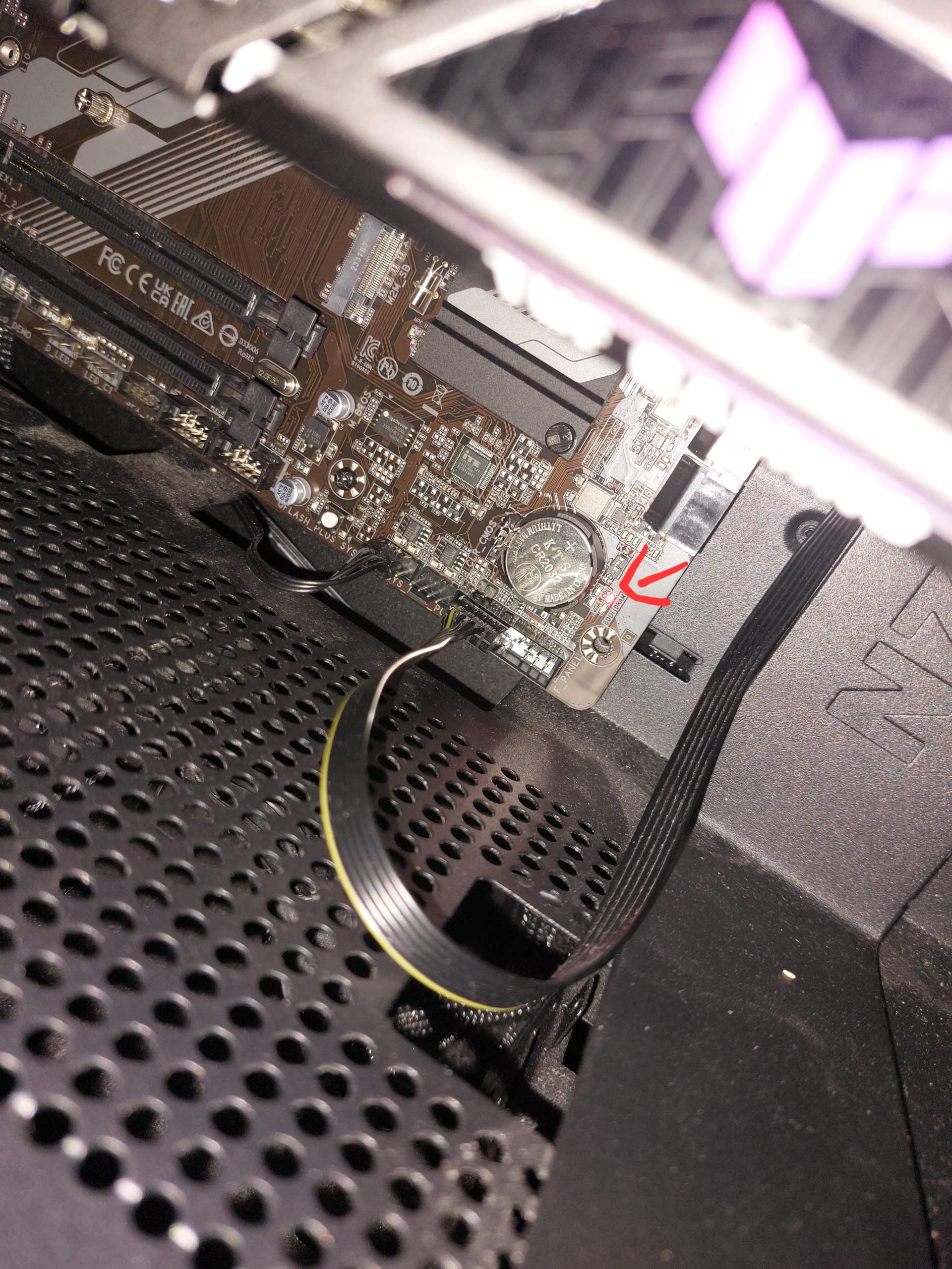 DRAM Led leuchtet rot auf dem Mainboard? Gaming PC, RAM)