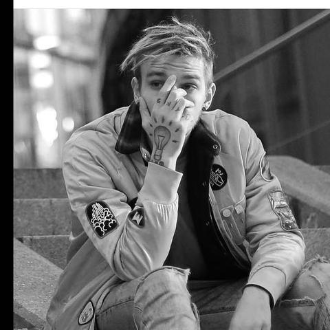 Dreadlocks Umsetzt Undercut