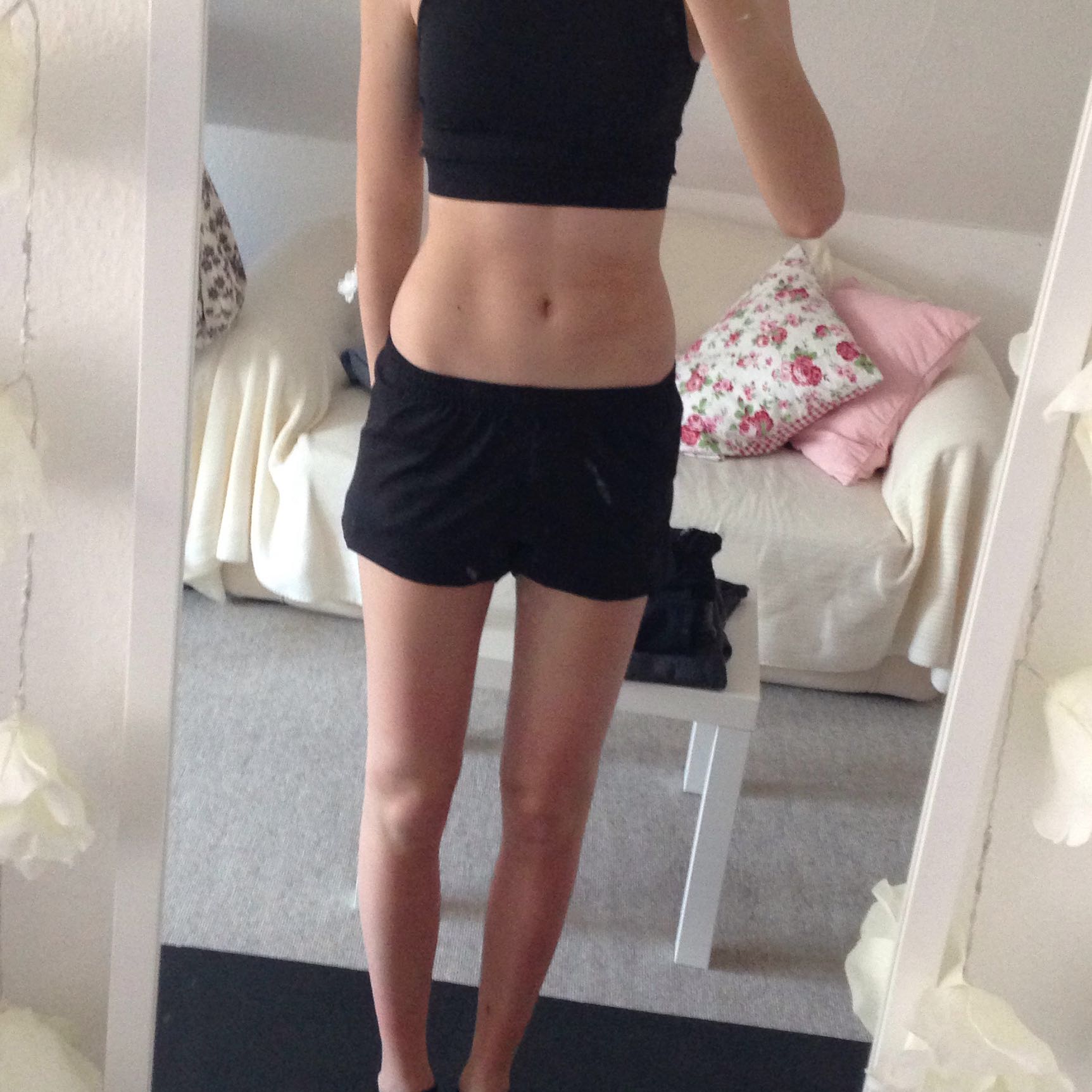 Durch workouts flachen Bauch bekommen? (Sport, abnehmen)