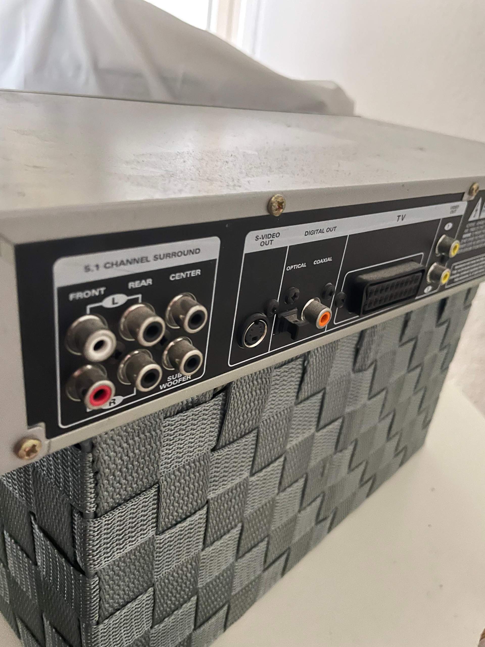 DVD Player anschließen? (Fernseher, Kabel, HDMI)