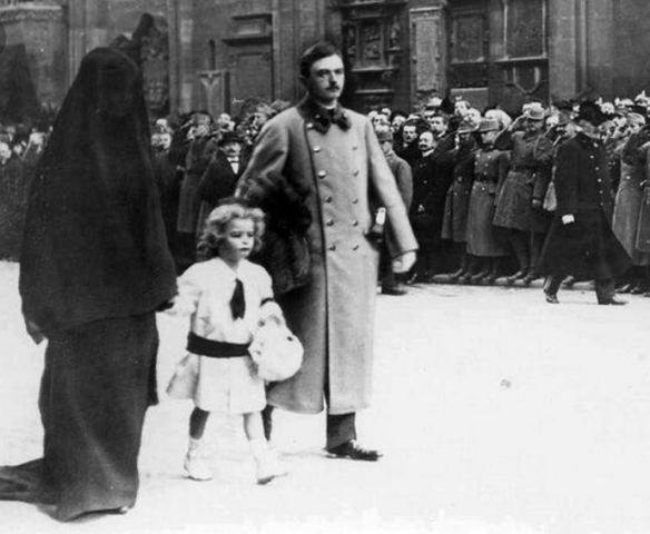 Edit: Warum hat die Frau des Österreichischen Kaisers Erzherzog Karl Franz Joseph eine Burka getragen?