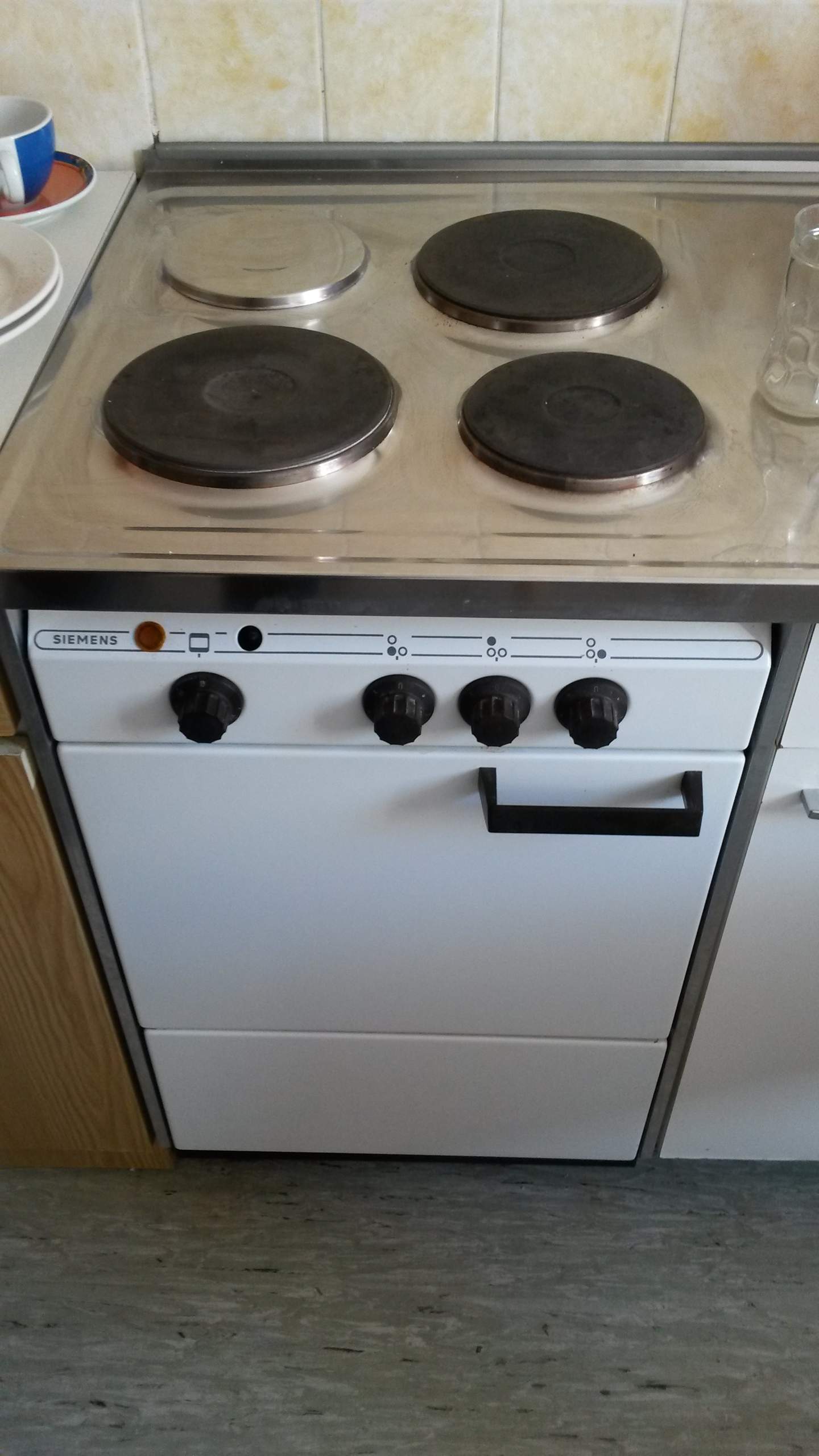 eingebauten Herd modernisieren / austauschen (Elektrik, Küche, starkstrom)