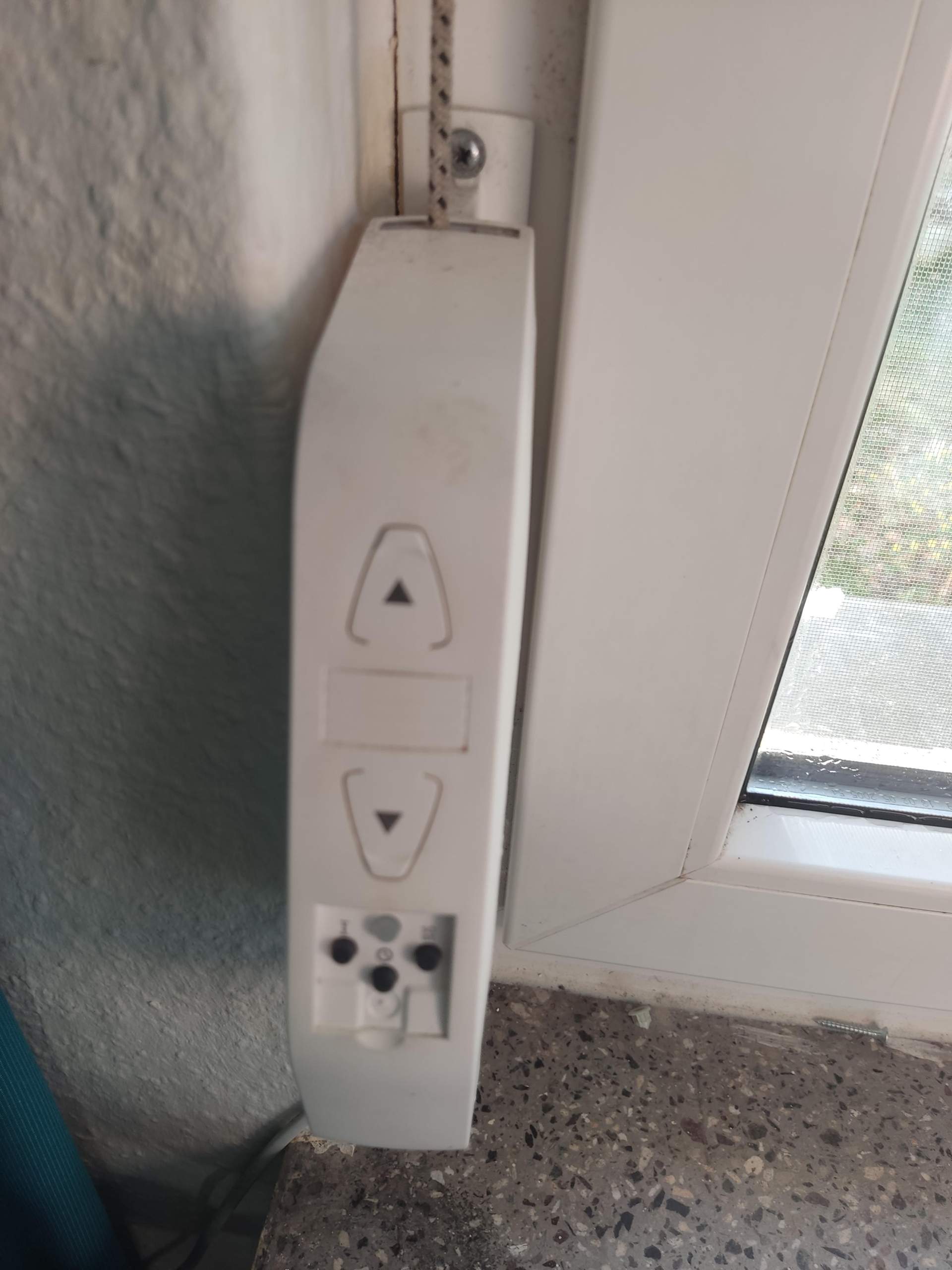 Elektrischer Rolladen fest bewegt sich nicht mehr? (Technik, Familie